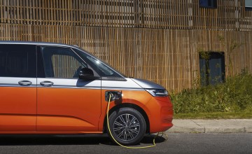 More plug-ins at VW Commercials